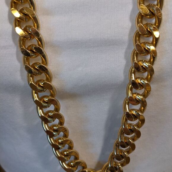 Vintage large thick goldtone link chain - Picture 4 of 5
